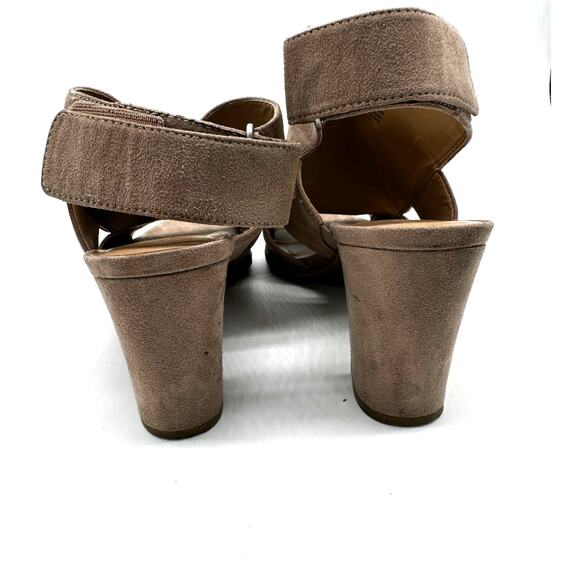 Naturalizer Lucky Block Heel Sandals Sz10 Suede Comfy casual dressy - Picture 2 of 6